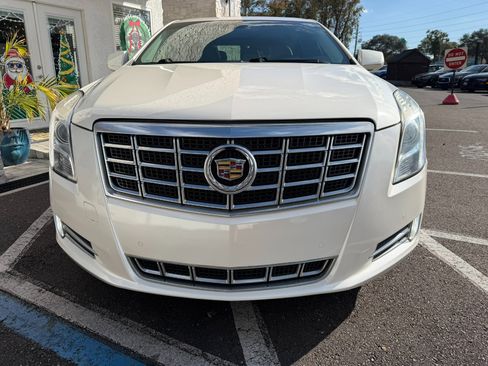 Used 2014 Cadillac XTS Luxury w/ Driver Awareness Package image 4
