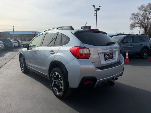 Used 2017 Subaru Crosstrek 2.0i Premium AWD/4WD image 6