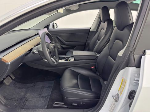Used 2019 Tesla Model 3 Mid Range image 16