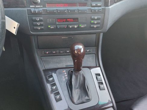 Used 2003 BMW 325Ci Convertible image 7