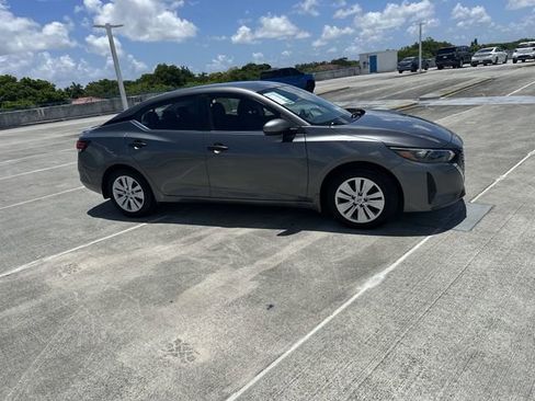 Used 2025 Nissan Sentra S FWD image 15