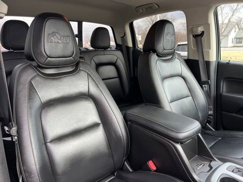 Used 2020 Chevrolet Colorado ZR2 w/ Colorado ZR2 Bison Edition image 8