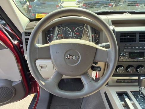 Used 2009 Jeep Liberty Sport w/ Popular Equipment Group RWD image 21
