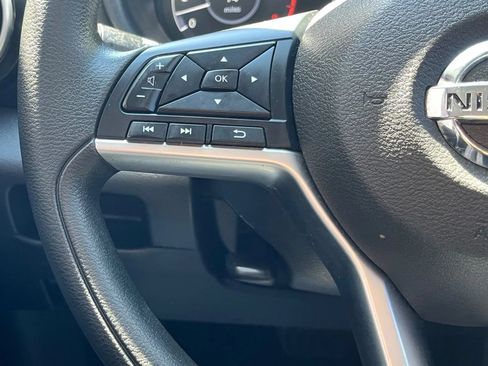 Used 2021 Nissan Kicks SV FWD image 21