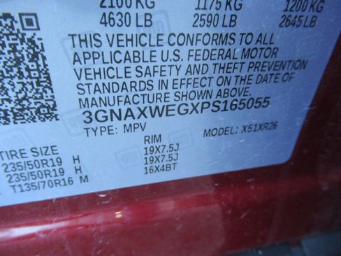 Used 2023 Chevrolet Equinox RS AWD/4WD image 24
