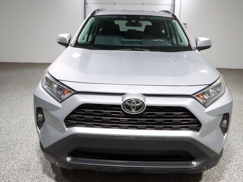 Used 2020 Toyota RAV4 XLE FWD image 4