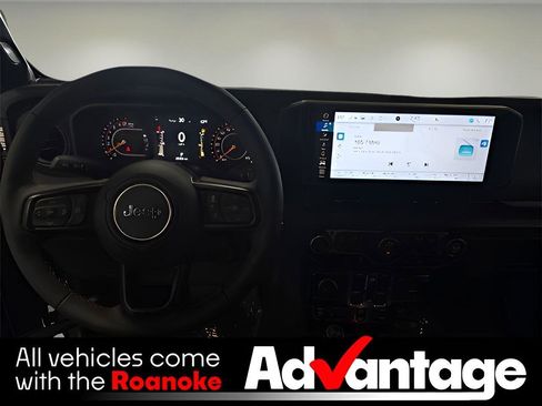 Used 2024 Jeep Gladiator Rubicon image 23