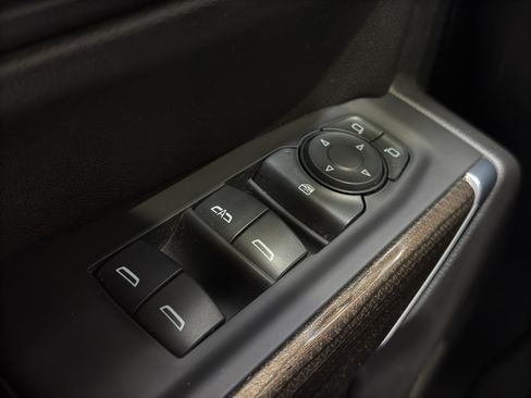 Used 2022 Chevrolet Silverado 1500 RST AWD/4WD image 31