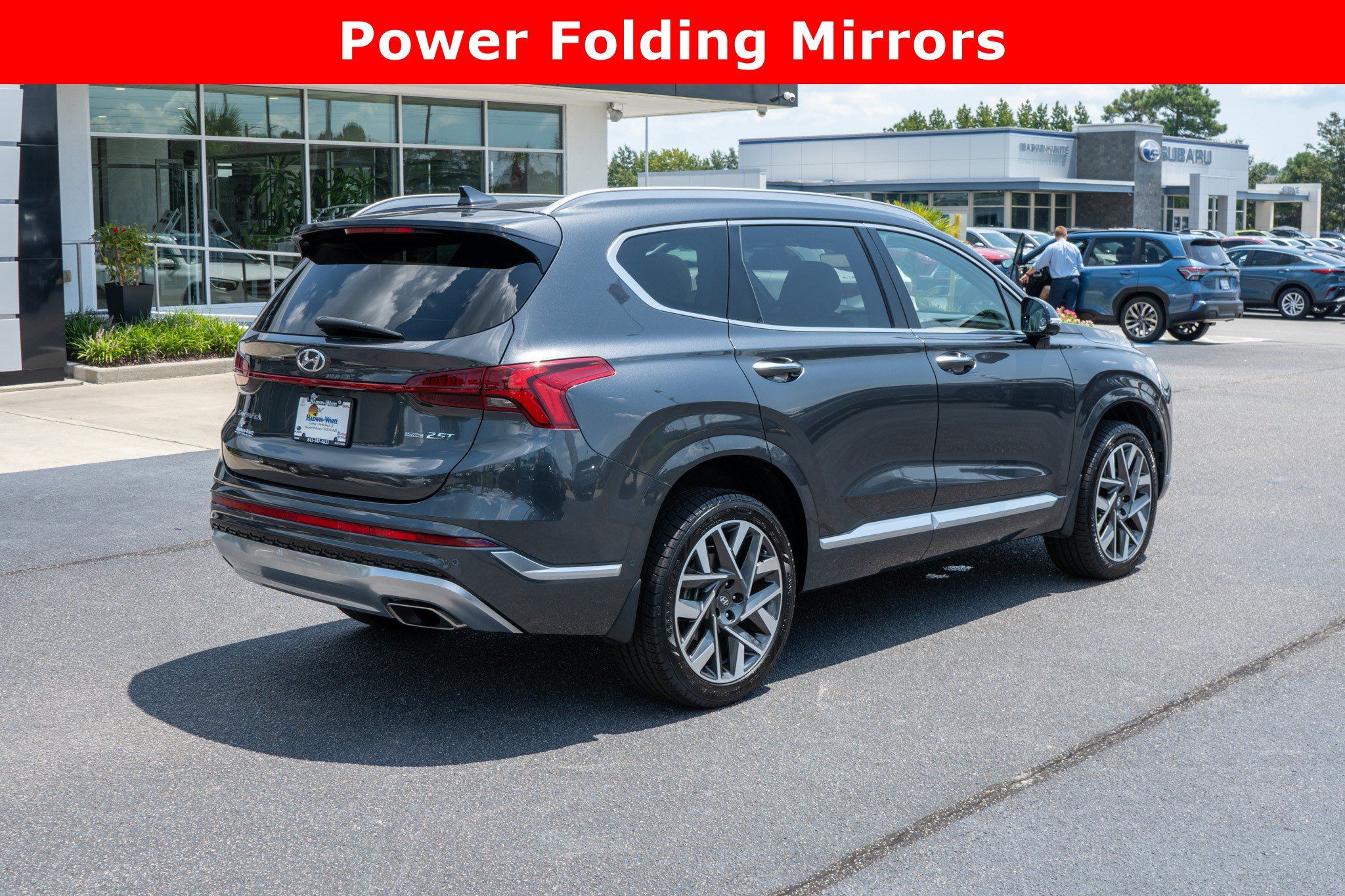 Used 2023 Hyundai Santa Fe Calligraphy AWD/4WD image 3