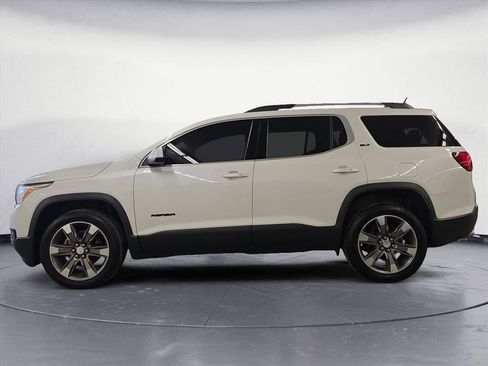 Used 2019 GMC Acadia SLT image 3