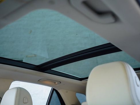 Used 2020 Mercedes-Benz GLE 350 w/ AMG Line Exterior image 34