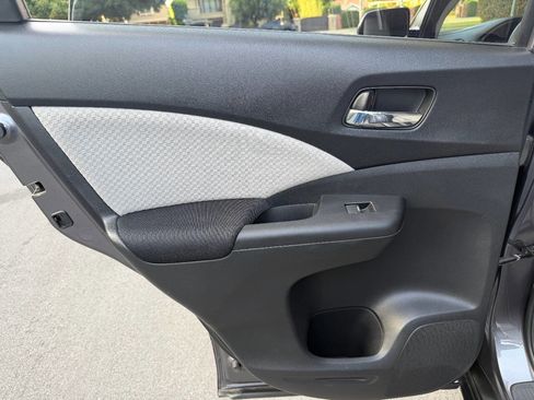 Used 2016 Honda CR-V EX image 18