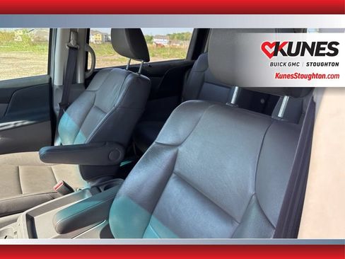 Used 2011 Honda Odyssey EX-L image 21