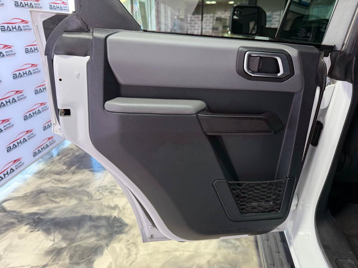 Used 2022 Ford Bronco Big Bend w/ Sasquatch Package AWD/4WD image 37