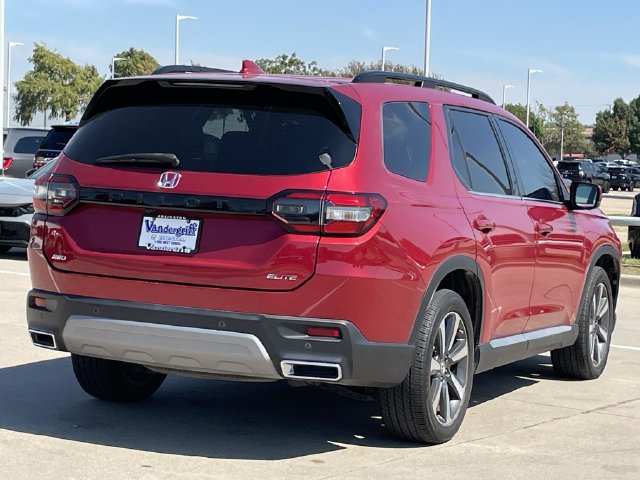 Used 2025 Honda Pilot Elite image 4