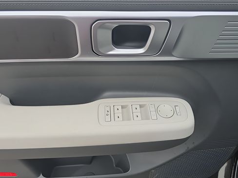 Certified 2026 Hyundai Santa Fe SE AWD/4WD image 17