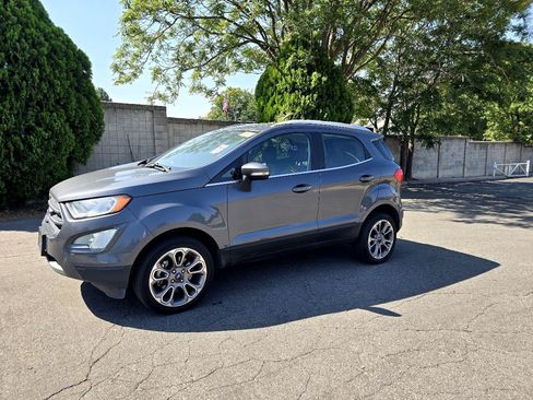 Used 2020 Ford EcoSport Titanium image 2