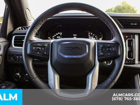 Used 2024 GMC Yukon Denali image 28