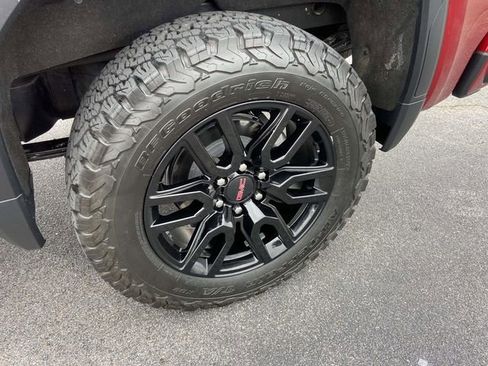 Certified 2021 GMC Sierra 1500 Elevation w/ X31 Off-Road Package AWD/4WD image 9
