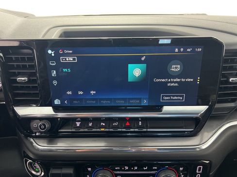 Used 2024 Chevrolet Silverado 3500 High Country image 12