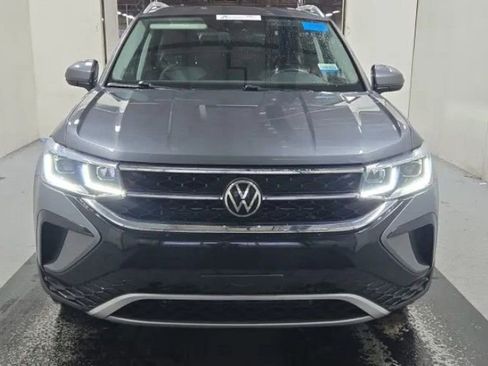 Used 2022 Volkswagen Taos SEL image 7