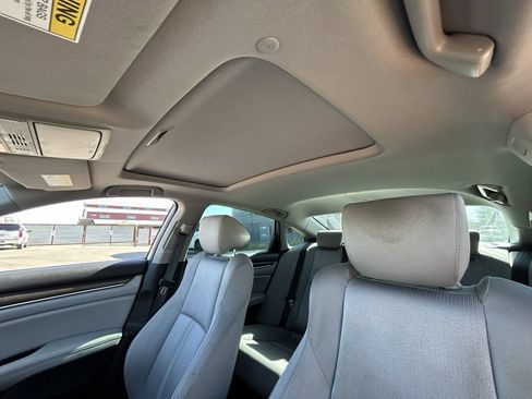 Used 2019 Honda Accord EX image 23