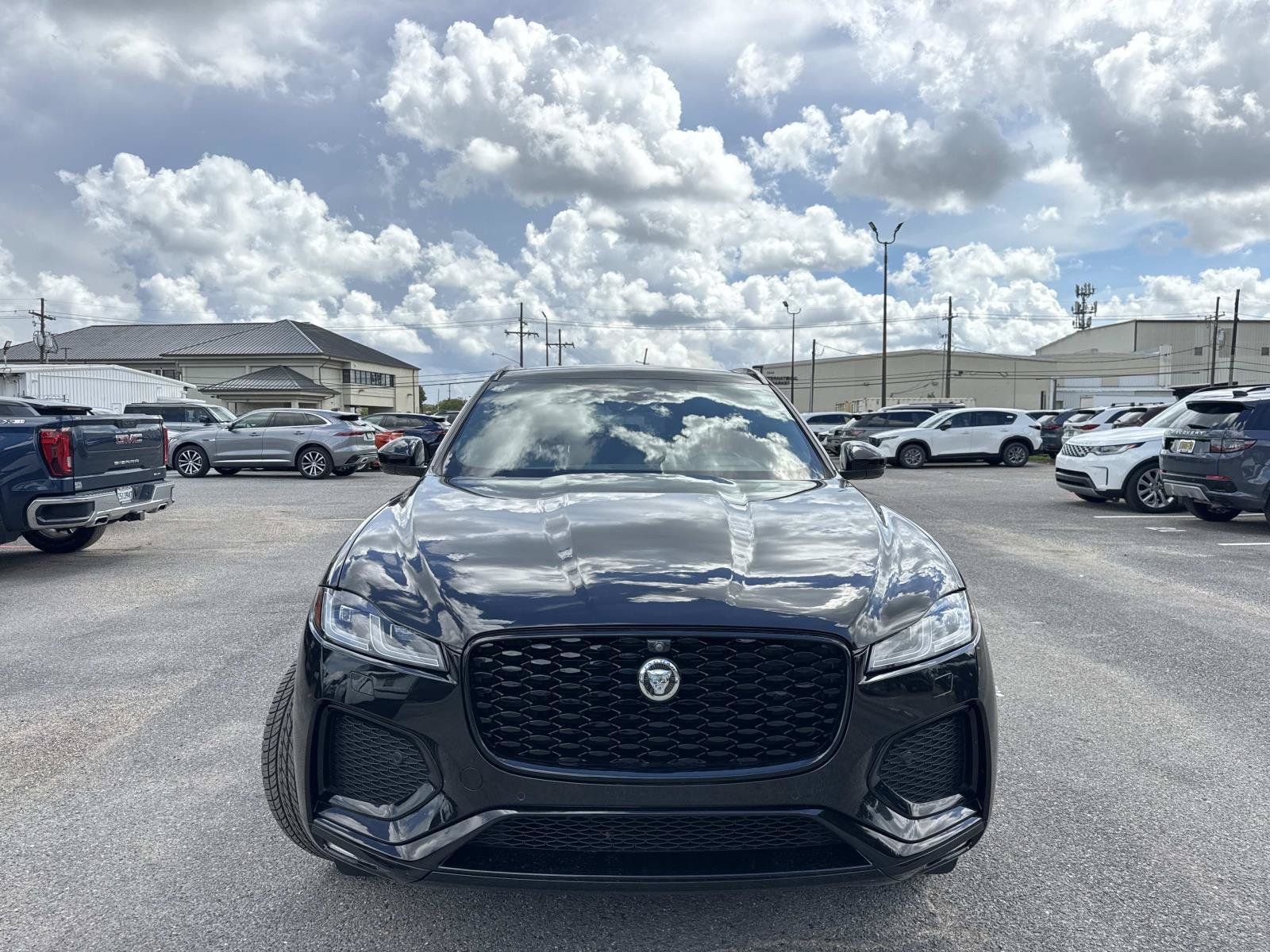 Used 2026 Jaguar F-PACE R-Dynamic S AWD/4WD image 4