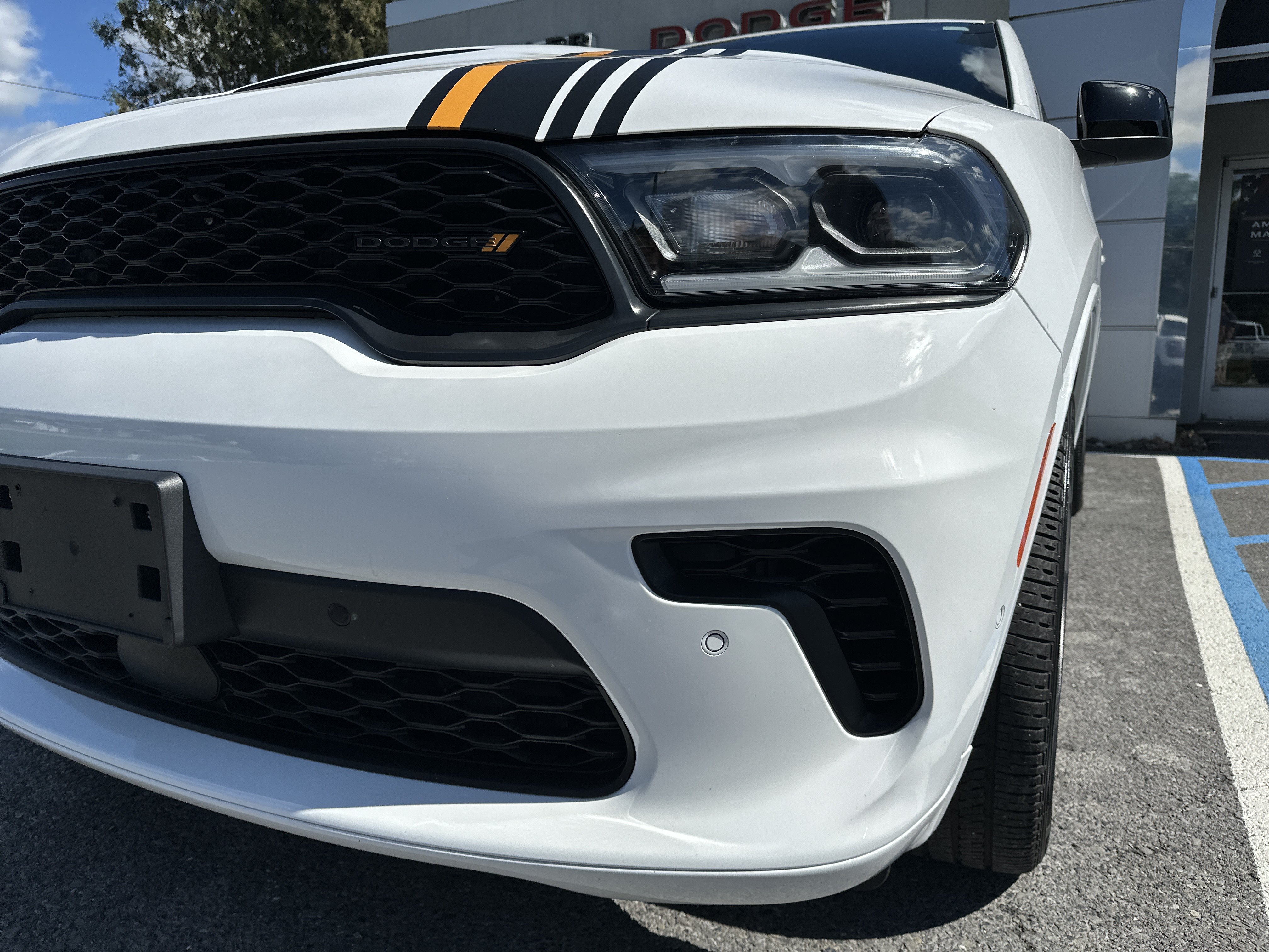 Used 2023 Dodge Durango R/T AWD/4WD image 11