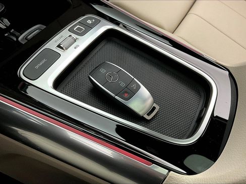 Certified 2026 Mercedes-Benz GLA 250 4MATIC image 35