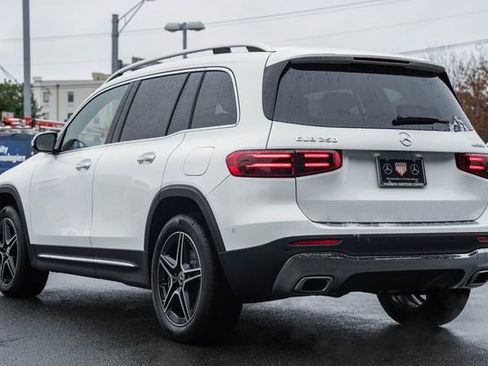 New 2026 Mercedes-Benz GLB 250 4MATIC image 5