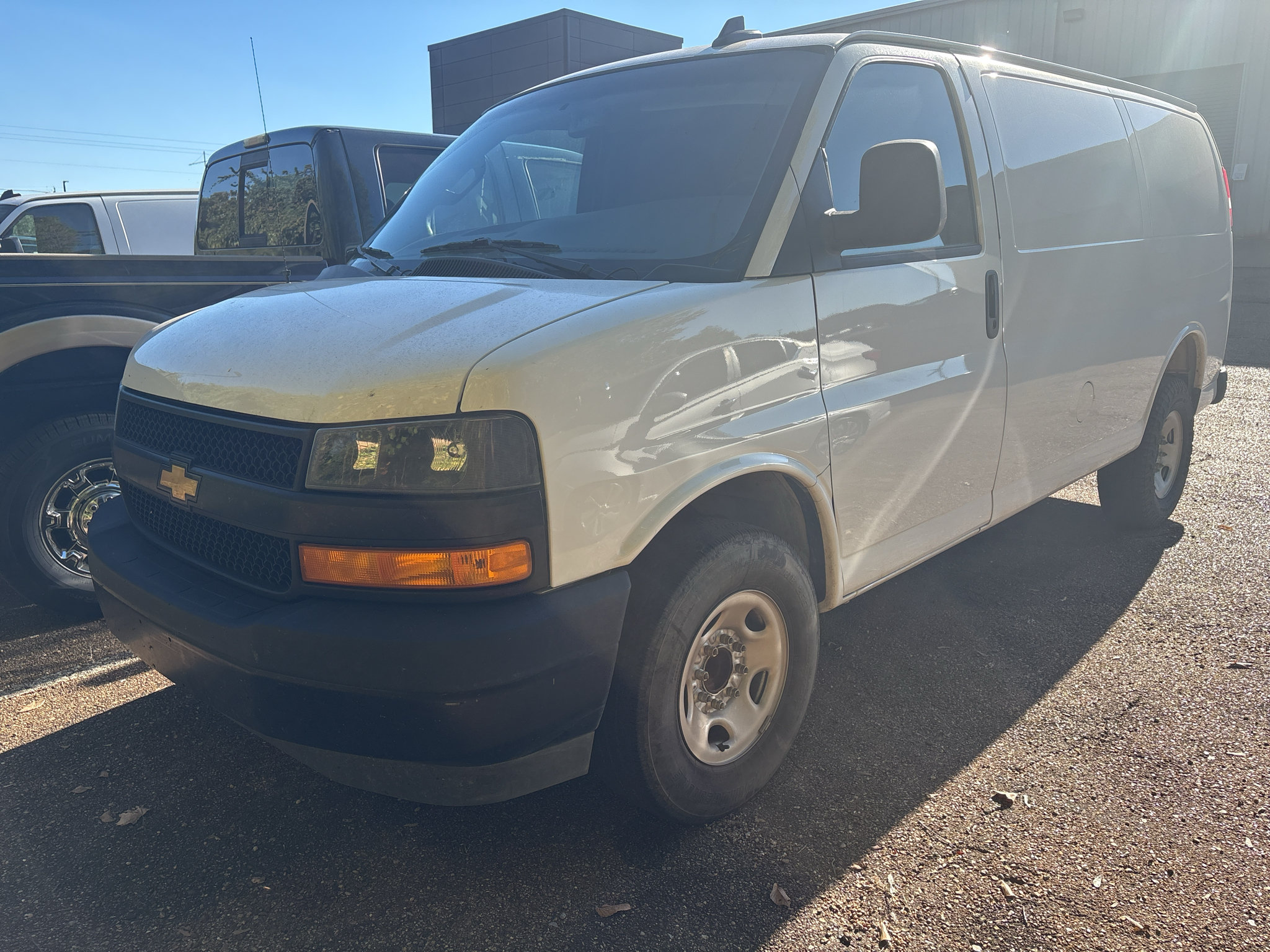 Used 2025 Chevrolet Express 2500 w/ Driver Convenience Package RWD image 1
