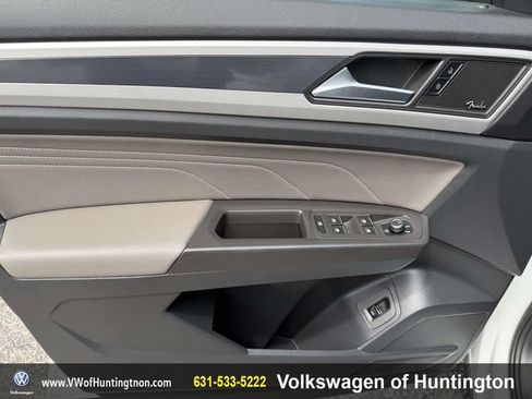 Certified 2023 Volkswagen Atlas SEL Premium AWD/4WD image 16