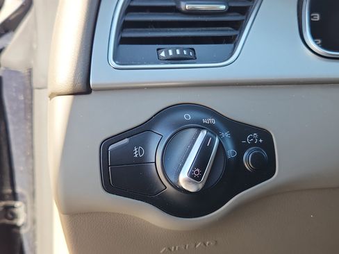 Used 2011 Audi A5 2.0T Premium Plus image 29