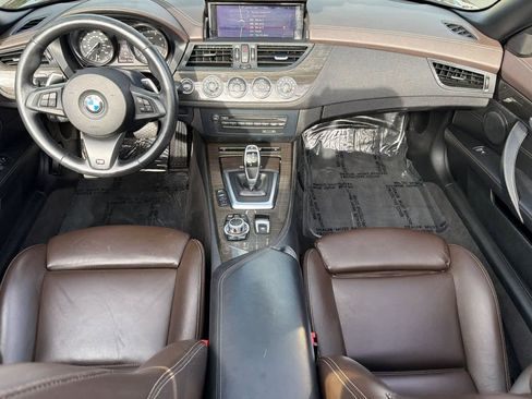 Used 2014 BMW Z4 sDrive35i image 3