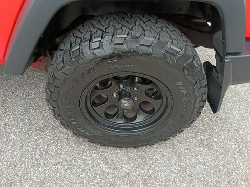 Used 2013 Jeep Wrangler Sport w/ Connectivity Group AWD/4WD image 26
