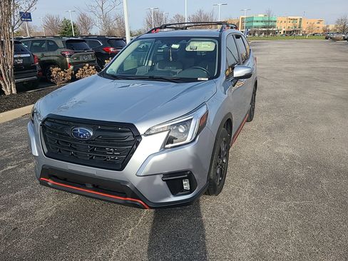 Used 2023 Subaru Forester Sport image 3