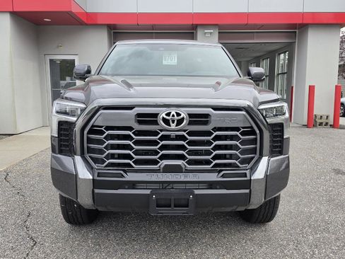 New 2025 Toyota Tundra Platinum AWD/4WD image 9