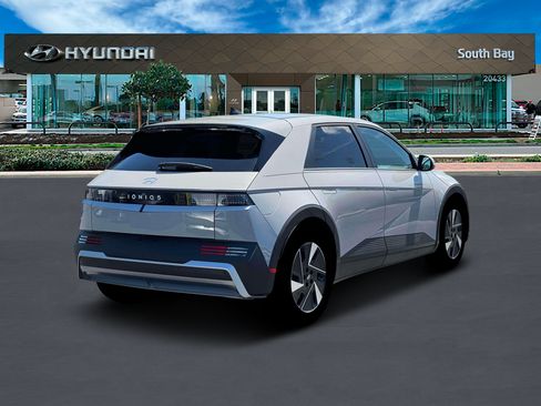 New 2026 Hyundai Ioniq 5 SE RWD image 7