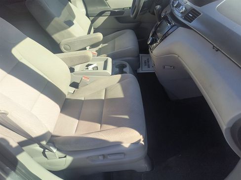 Used 2016 Honda Odyssey SE image 21