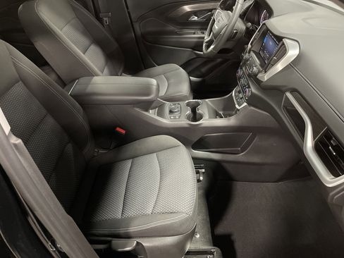 Used 2022 GMC Terrain SLE w/ Driver Convenience Package image 13