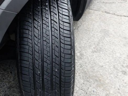 Used 2011 Kia Sorento LX image 28