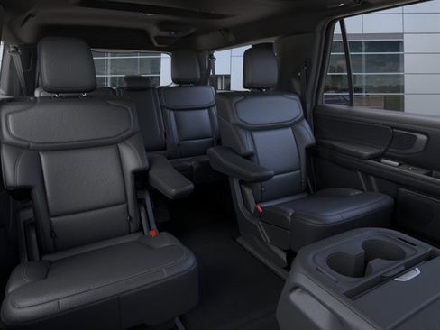 New 2026 Ford Expedition Max Platinum w/ Stealth Appearance Package AWD/4WD image 11