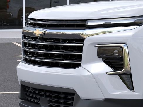 New 2026 Chevrolet Traverse LT image 13