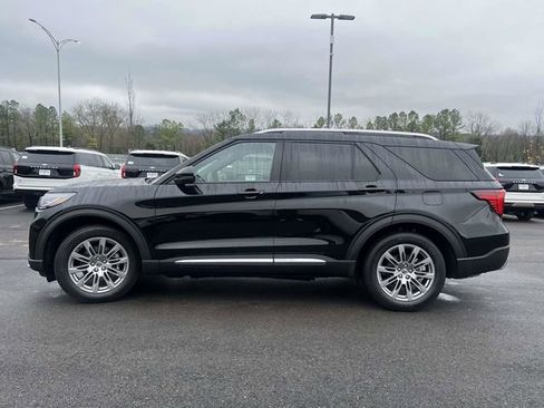 New 2026 Ford Explorer Active w/ Active Comfort Package image 6