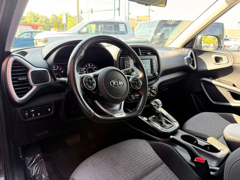 Used 2020 Kia Soul GT-Line w/ Option Group 015 FWD image 13