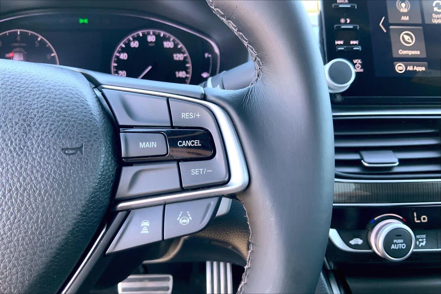 Used 2018 Honda Accord Sport image 22