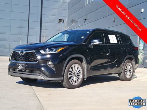 Used 2022 Toyota Highlander Platinum AWD/4WD image 1