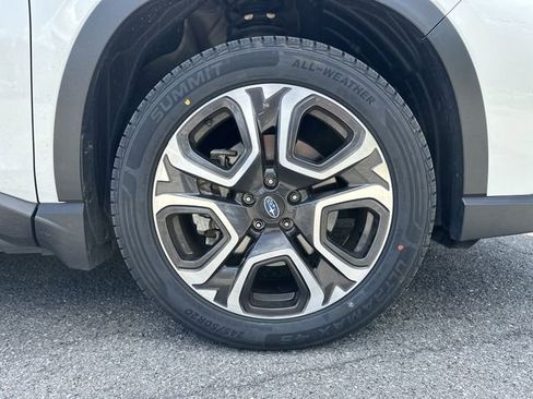 Used 2023 Subaru Ascent Limited w/ Technology Package AWD/4WD image 21