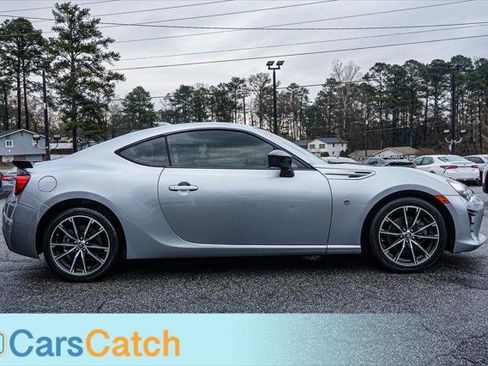 Used 2018 Toyota 86 image 9