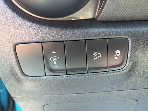 Used 2022 Hyundai Kona SEL FWD image 29